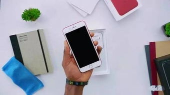 中国手机族热衷“装”新潮，揭秘独特消费观