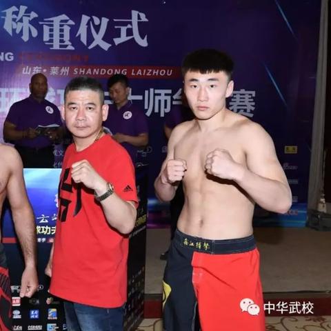 富二代新秀对决摔跤女神，巅峰对决一触即发！