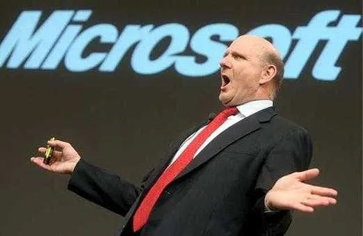 十年沉浮微软名场，揭秘科技巨头创新乏力真相