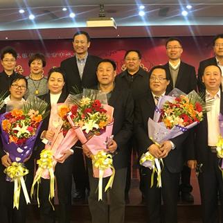 《旅途》图文攻略：全收集奖杯解锁秘籍深度解析