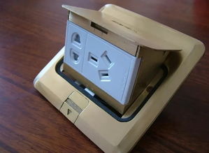 插座界的探险家：揭秘哪儿都能插的神奇插座