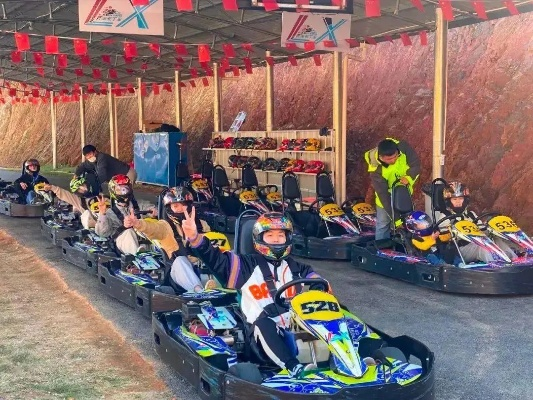 卡丁车神技揭秘:空中搭桥极限挑战新高度 卡丁车神技揭秘:空中搭桥极限挑战新高度