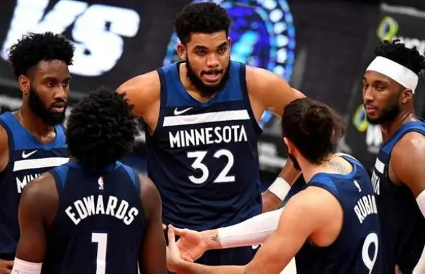 王朝模式独门秘籍：森林狼交易制胜攻略解析