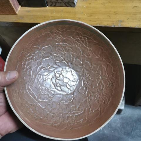 极品飞车12中文版2025还香吗？老玩家实测隐藏秘籍+画质翻新攻略