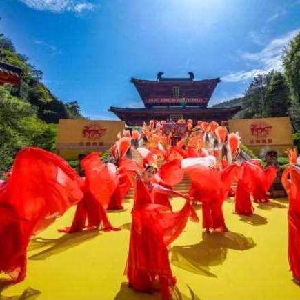 《绝区零》2.0新篇章开启!《鸣潮》2.4版本神秘升级,抢先揭秘! 《绝区零》2.0新篇章开启!《鸣潮》2.4版本神秘升级,抢先揭秘!