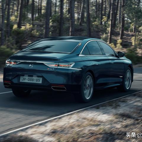 徽章战士DS隐藏徽章全解锁，2025年最新改造公式+联机对战必胜技巧你知道吗？