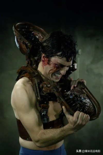 电锯惊魂生存指南：揭秘逃生技巧与全新攻略解析