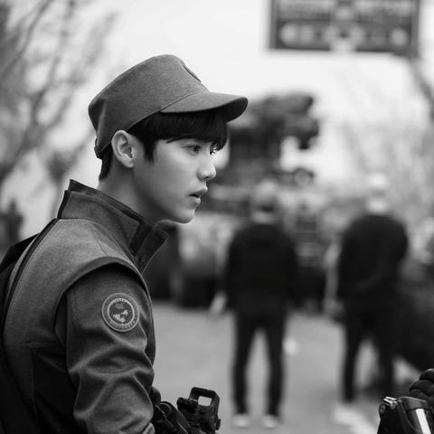 谁是搭板高手？揭秘《堡垒之夜》大神操作秘籍