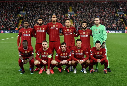 英超第八轮焦点对决:PES2017再现经典,揭秘战术新篇章 英超第八轮焦点对决:PES2017再现经典,揭秘战术新篇章