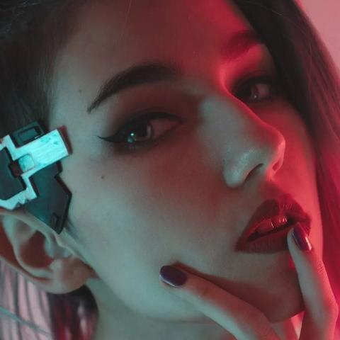 赛博朋克2077：朱迪探秘新纪元，科技奇缘再续传奇