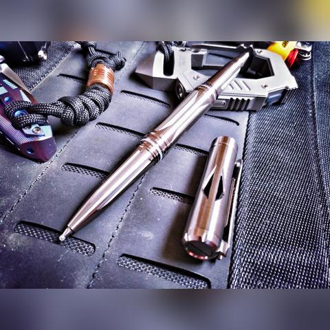 《合金装备》系列BOSS盘点:深度解析经典对决背后的战术智慧 《合金装备》系列BOSS盘点:深度解析经典对决背后的战术智慧