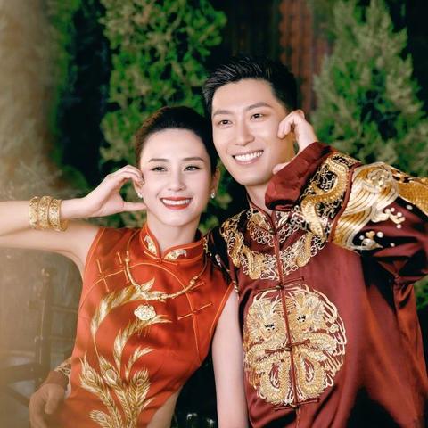 何超莲微博藏着哪些游戏秘籍？资深玩家拆解实战细节与社交破圈法