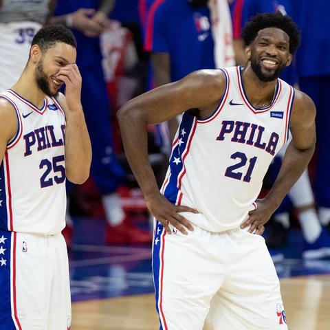 骑士游戏2025，为什么顶尖玩家都在用这4个冷门骑士流派？附实战案例）