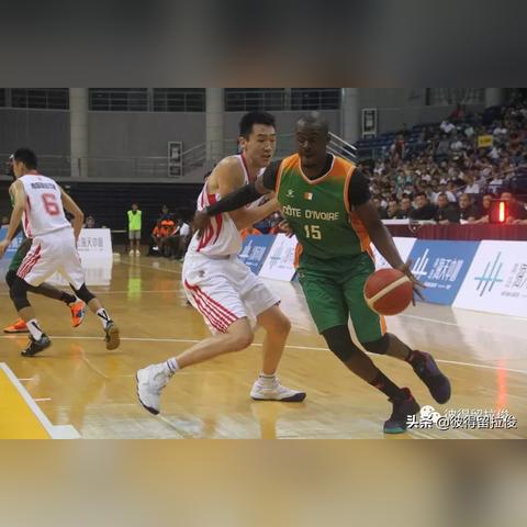 《使命召唤10：战火重燃》→ 《COD10：燃情战场，再战巅峰》

《黑暗天际》→ 《天际黑暗纪元，探索未知秘境》