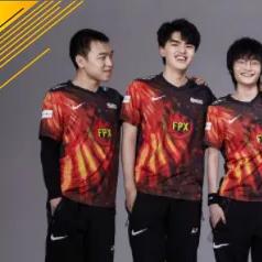 S11飞盾净化审判骑士BD攻略：全新构筑解析，优化输出技巧揭秘