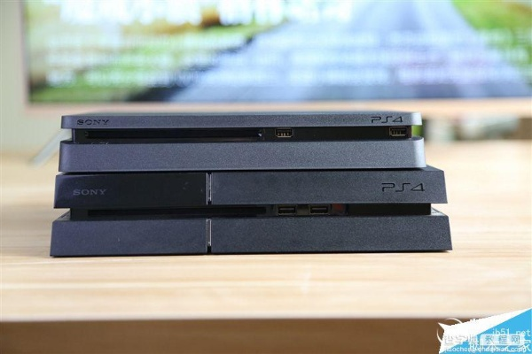 PS4 Slim硬件揭秘:轻巧节能,性能升级 PS4 Slim硬件揭秘:轻巧节能,性能升级