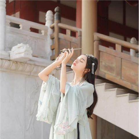 羊了个羊10.27通关攻略：揭秘高效技巧，轻松挑战新境界