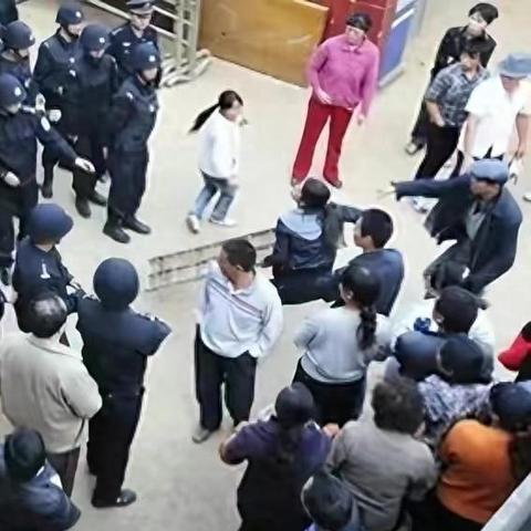 《野蛮大陆巨变揭秘!开服在即,惊爆新篇章》 《野蛮大陆巨变揭秘!开服在即,惊爆新篇章》